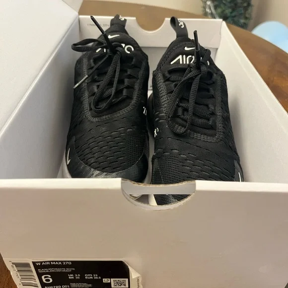 Nike Air Max 270 Black and White Sneakers - Picture 5 of 12